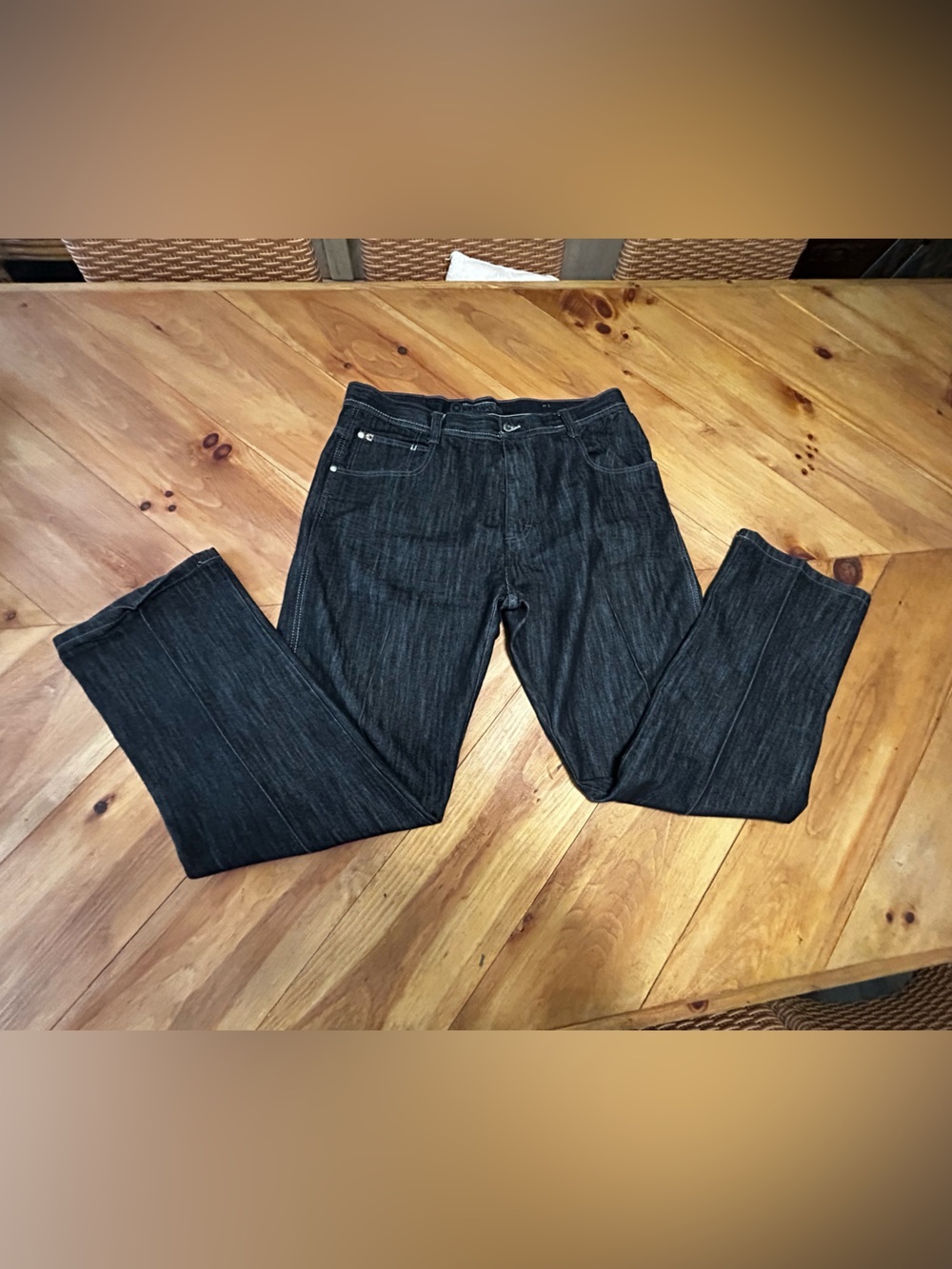 Southpole men’s size 40 charcoal black denim jeans
